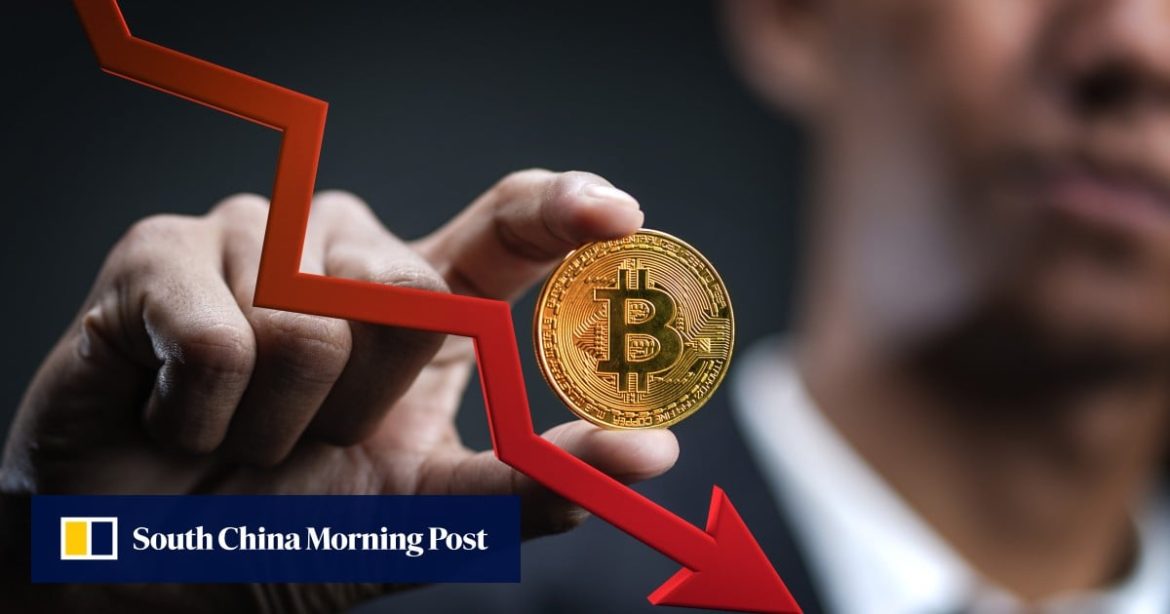 Bitcoin Plummets Amid Global Crypto Market Uncertainty