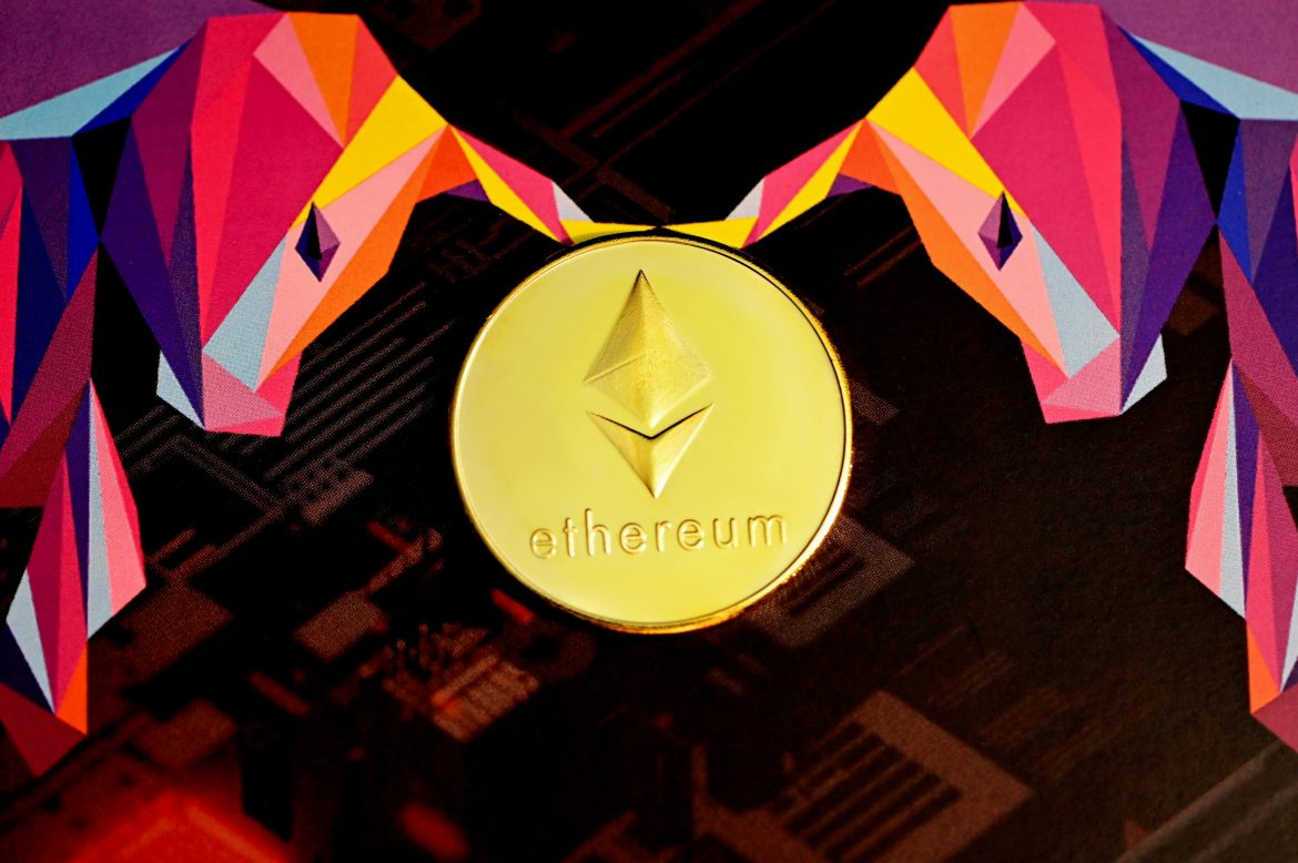 Ethereum Sentiment Drops as Price Struggles