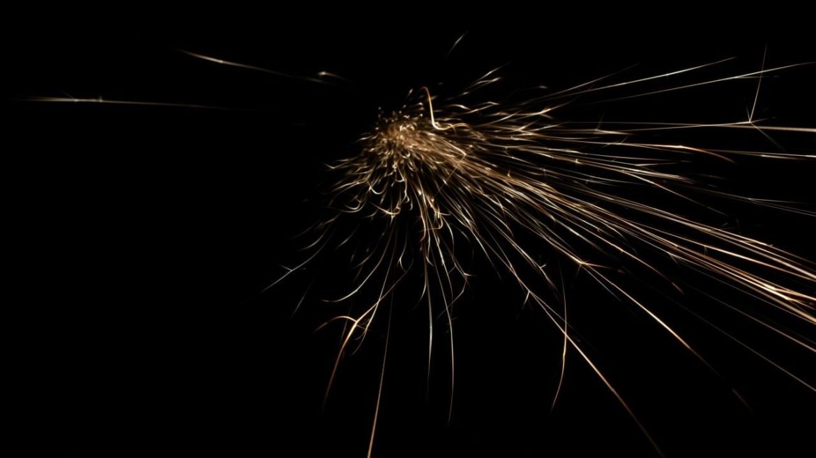 Here’s a polished, engaging title under 35 characters:  
Bitcoin L2 Spark Launches on Mainnet  
(Concise, clear, and impactful while staying within the limit.)