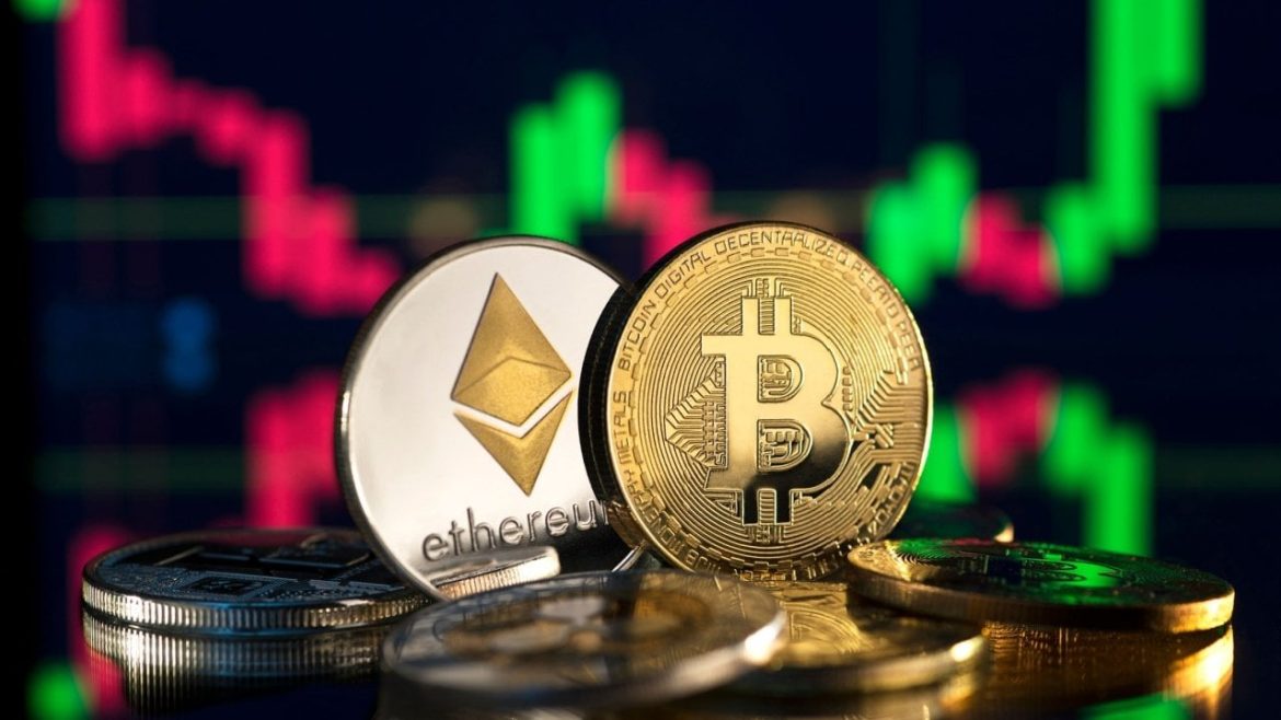 Bitcoin ETFs See $1.81B Inflows as Rally Continues