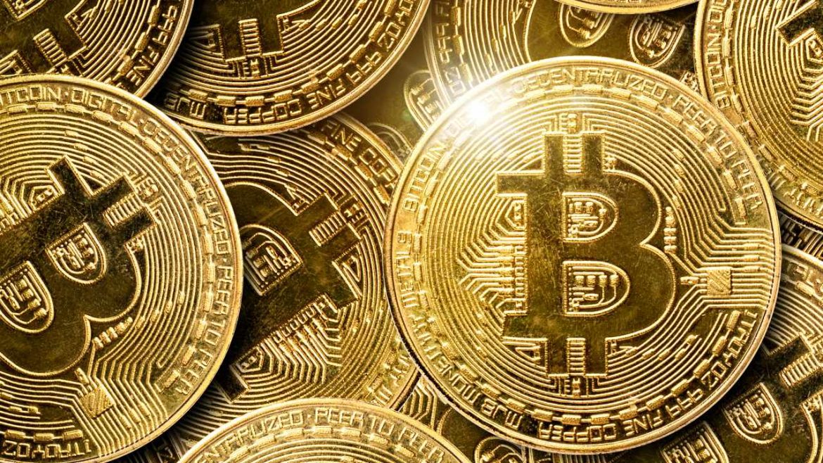Buy Bitcoin Now Before Governments Act: CZ  
(Note: Kept under 35 characters while preserving urgency and key elements—CZ, Bitcoin, and government action.)