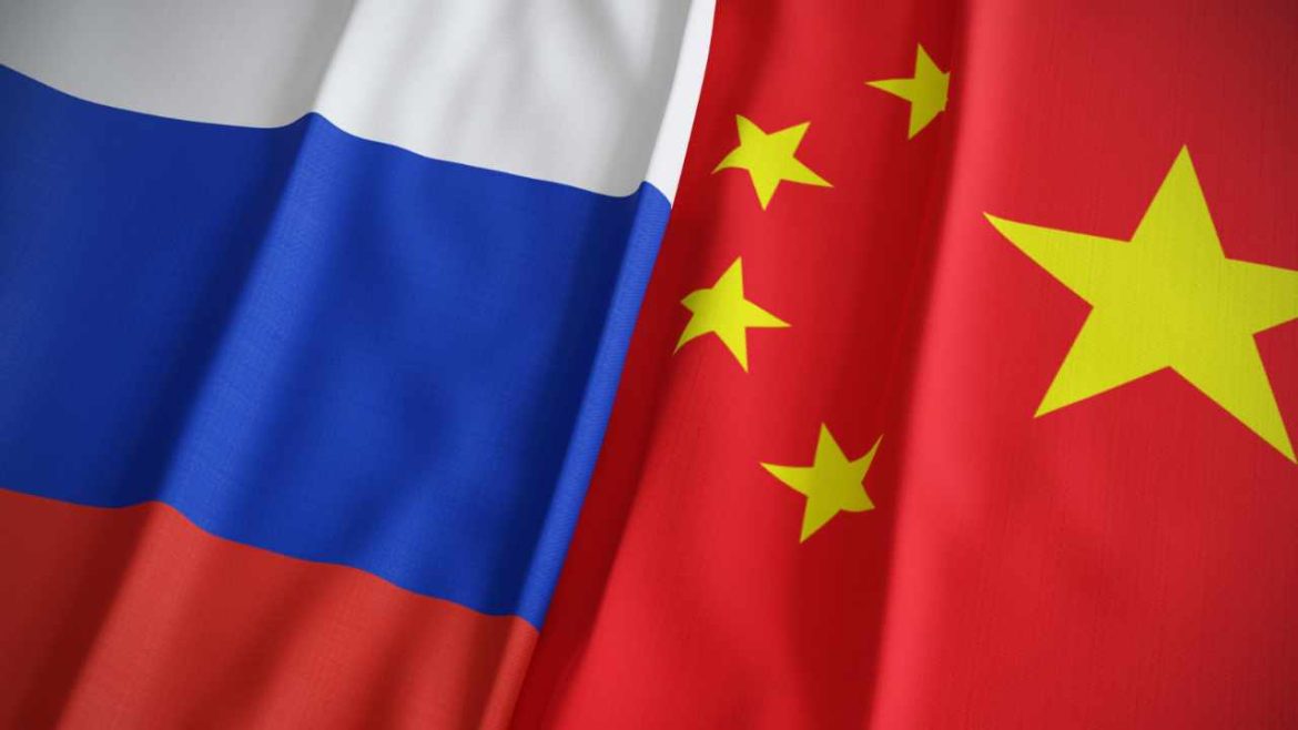 Russia-China Trade Ditches Dollar for Ruble & Yuan