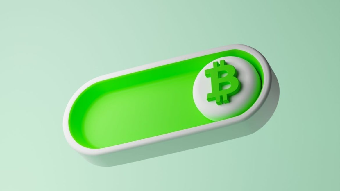 Crypto ETFs Surge with $1B+ Inflows