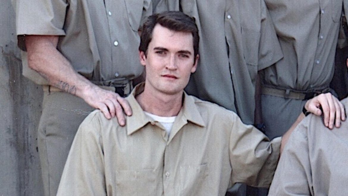 Ross Ulbricht’s Prison Art Auction Hits $1.8M BTC
