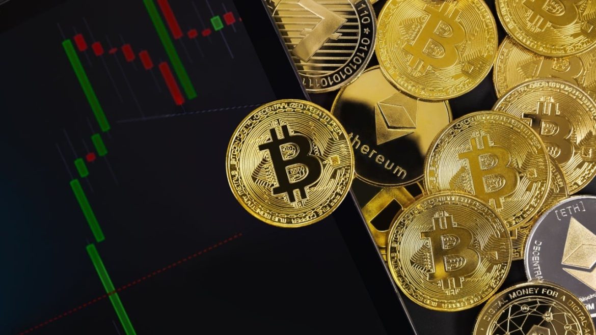 Crypto Flows: Bitcoin Falls, Ether Surges