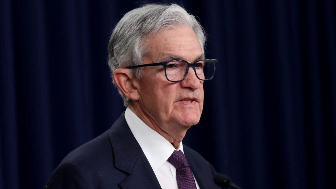 Bitcoin Steady as Fed Holds Rates

Alternatively, if you want to emphasize the market reaction:

Markets React as Fed Keeps Rates Steady