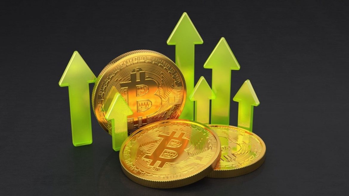 Bitcoin ETFs See $390M Inflow Streak
