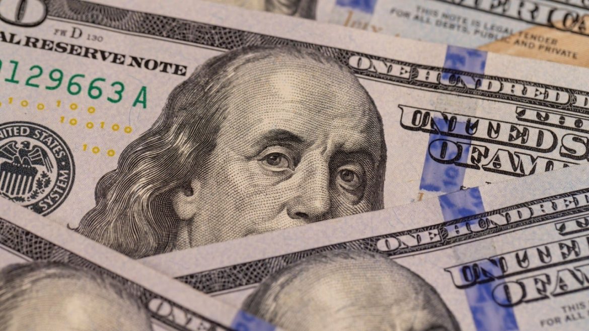 Stablecoins Shine in Wartime Remittances