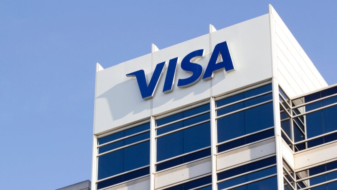 AI-Powered Commerce: Crossmint & Visa Unite