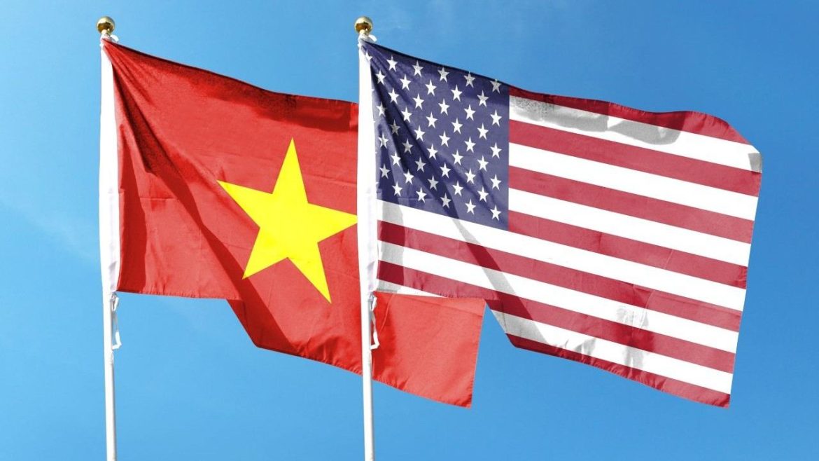 Trump’s Deal Boosts Bitcoin, Stocks