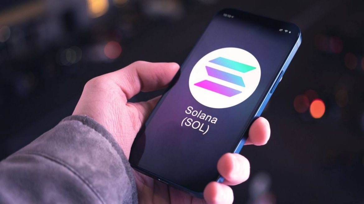 Solana ETF Launches in US