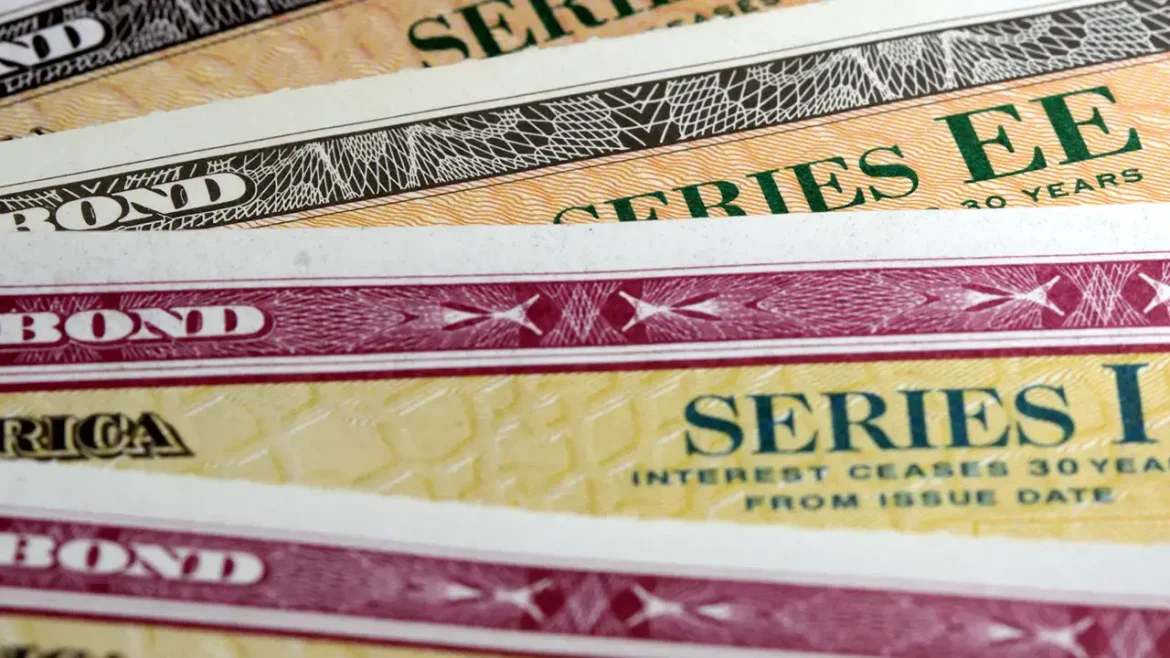 Crypto Treasury Tokens Plunge $800M