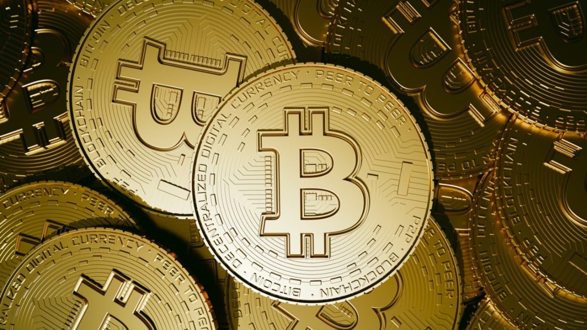 Bitcoin Buyout: $2.5B Offering Nears Close