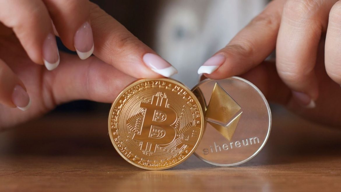 Ether Sees Record Inflows, Bitcoin Gains Modestly