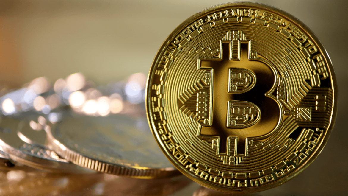 Bitcoin: Dalio’s 15% Crisis Hedge