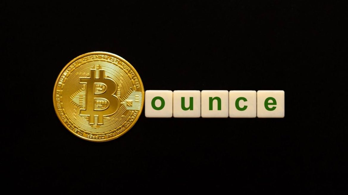 Bitcoin Bounces Back After Fed Move; $431M Liquidated